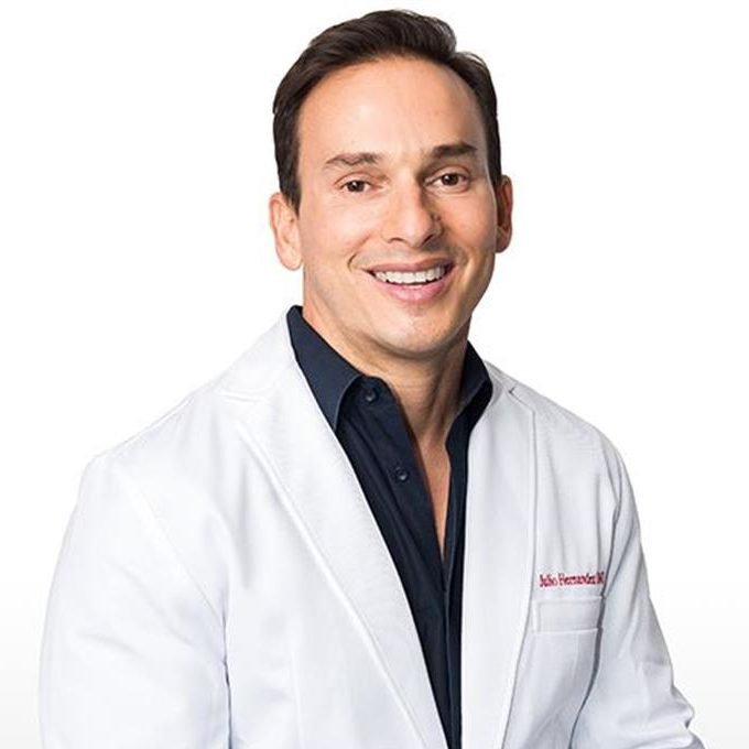 Dr. Julio Hernandez
