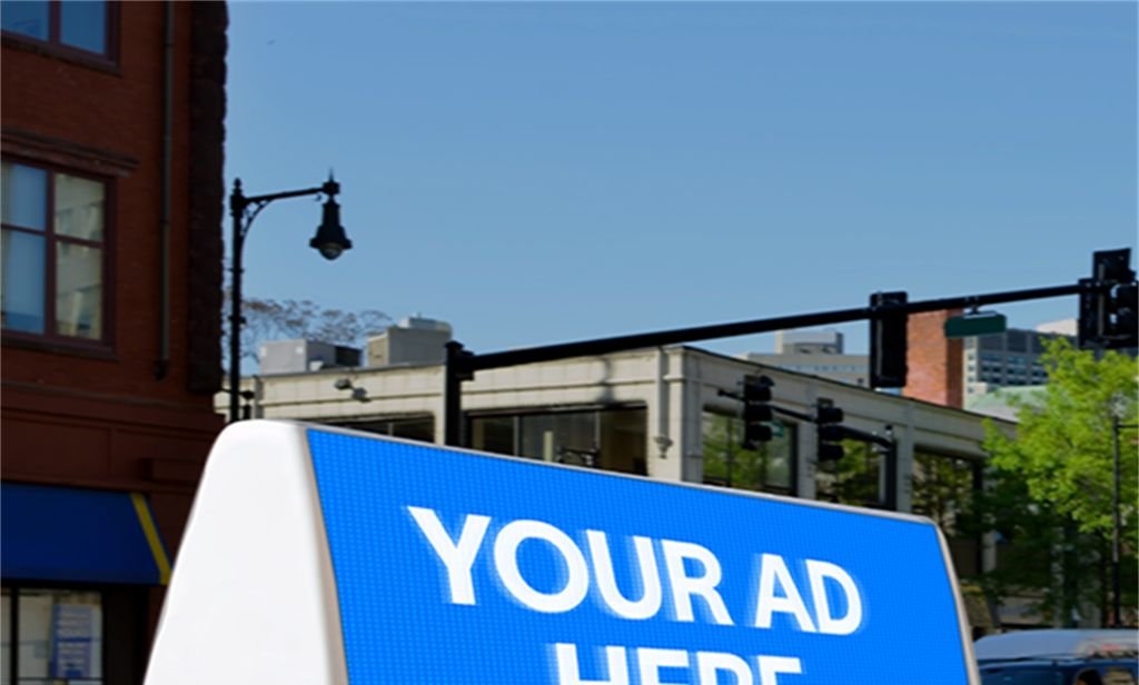 Advertising News: Uber & Lyft Try Car-Top Billboards, & Google Updates Its Maps Ads