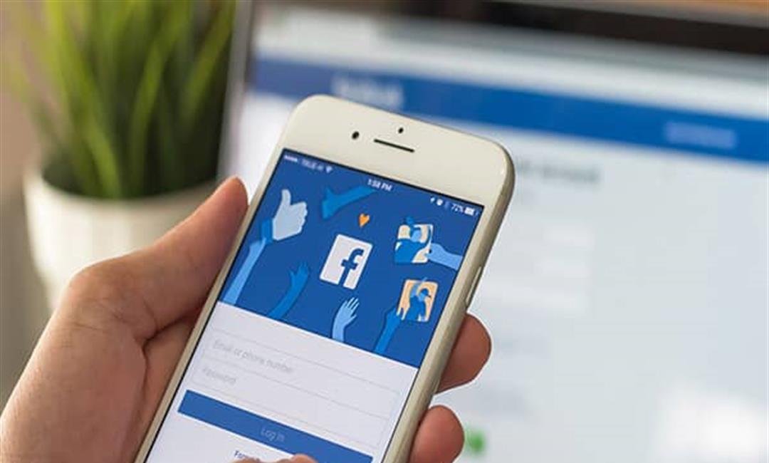 Facebook to Offer $100M in Grants and Credits