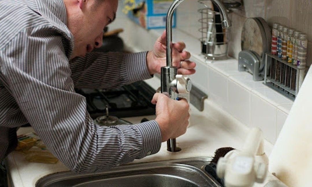 8 Social Media Post Examples for Plumbers