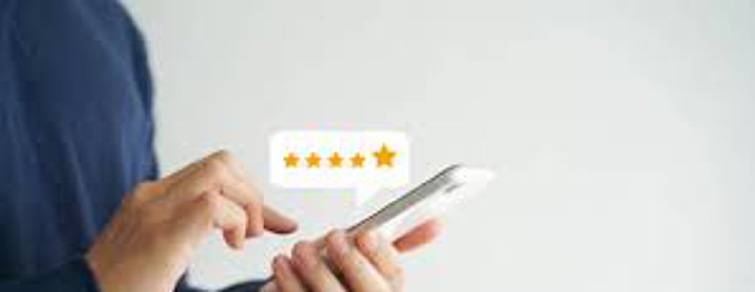 How to Respond to Reviews [Examples + Templates]